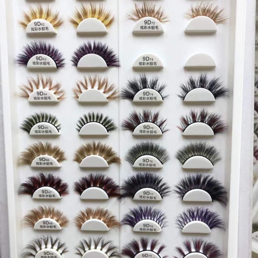Eyelashes - Picture 2 of 3